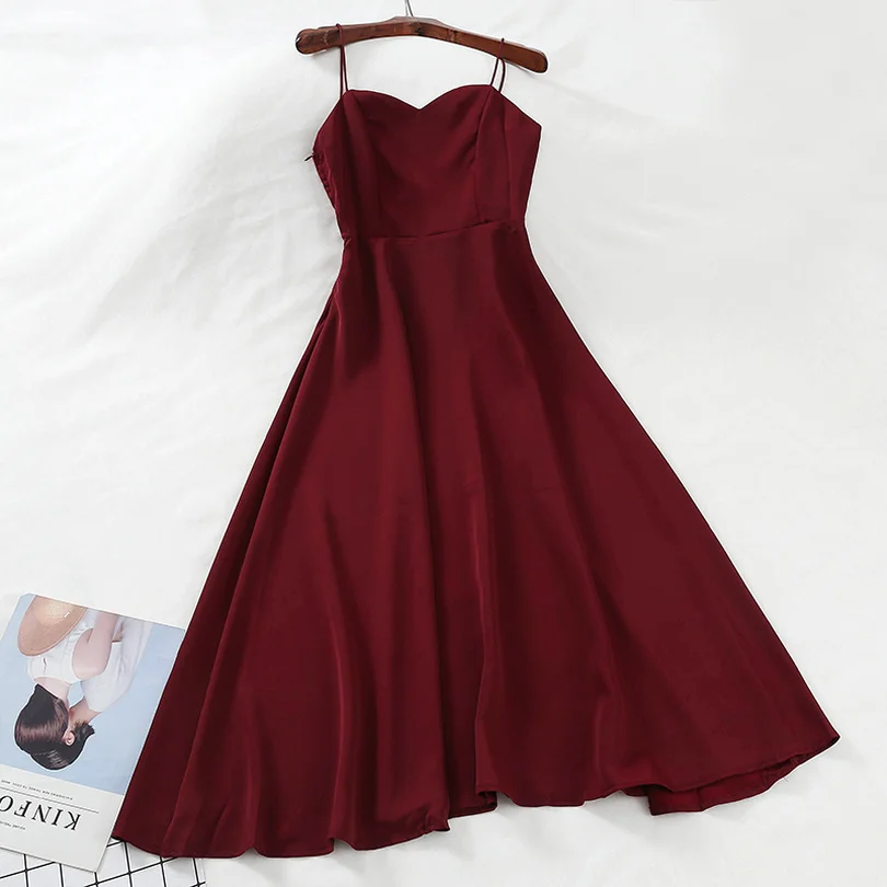 

Taotrees Spring Sling Cross Beauty Back Shows Thin Medium-length Model Dress