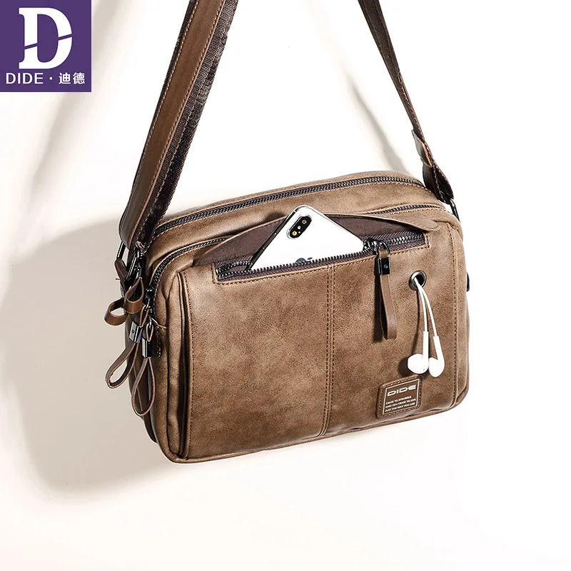 

2018 Fall / Winter Men's Bags Small Ipad Male Satchels Messenger Bag Men Shoulder Crossbody Bags short travel handbags bags