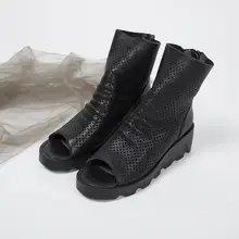 Г. Новые высокие сапоги из воловьей кожи с открытым носком на весну и лето кожаные сапоги с перфорацией на танкетке и платформе женские сапоги