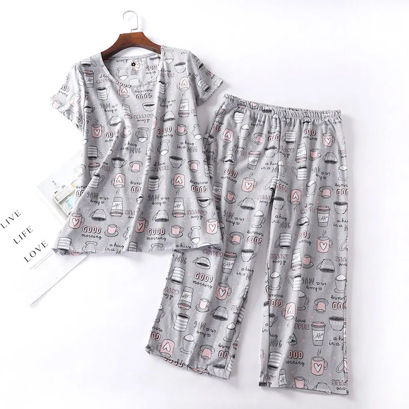 

Ladies Sleepwear 2019 Summer New Carton Thin Pajamas Set Loose Cotton Simple Style Women Loose Homewear 2Pcs Set Casual Wear