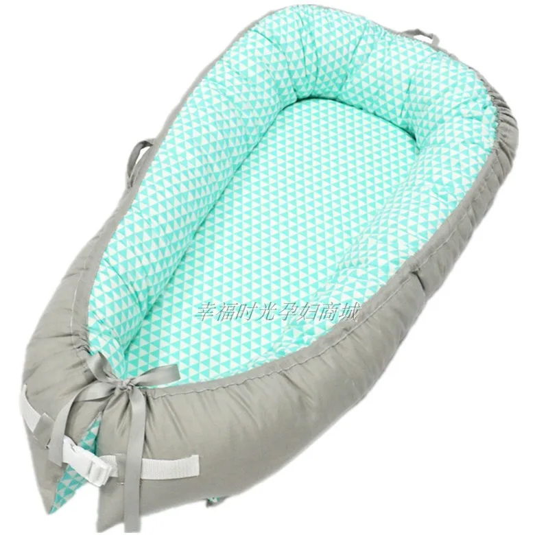  Portable baby sleeping bag newborn autumn and winter thickening baby holding anti-kicking spring re