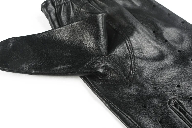 2414197638_574240271