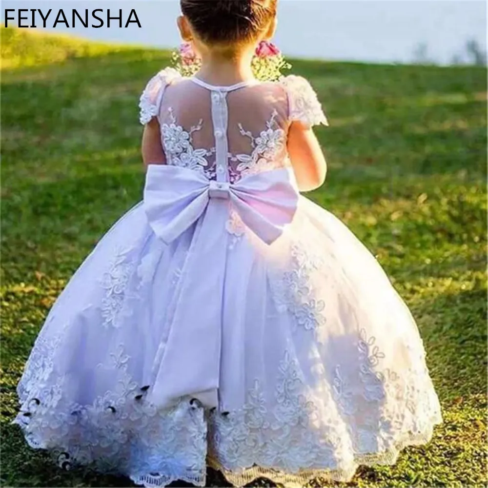 

Customized Flower Girl Dress For Wedding with Big Bow Sash With Pearl Prepared For Princess to Attend Various Parties Sheer Back