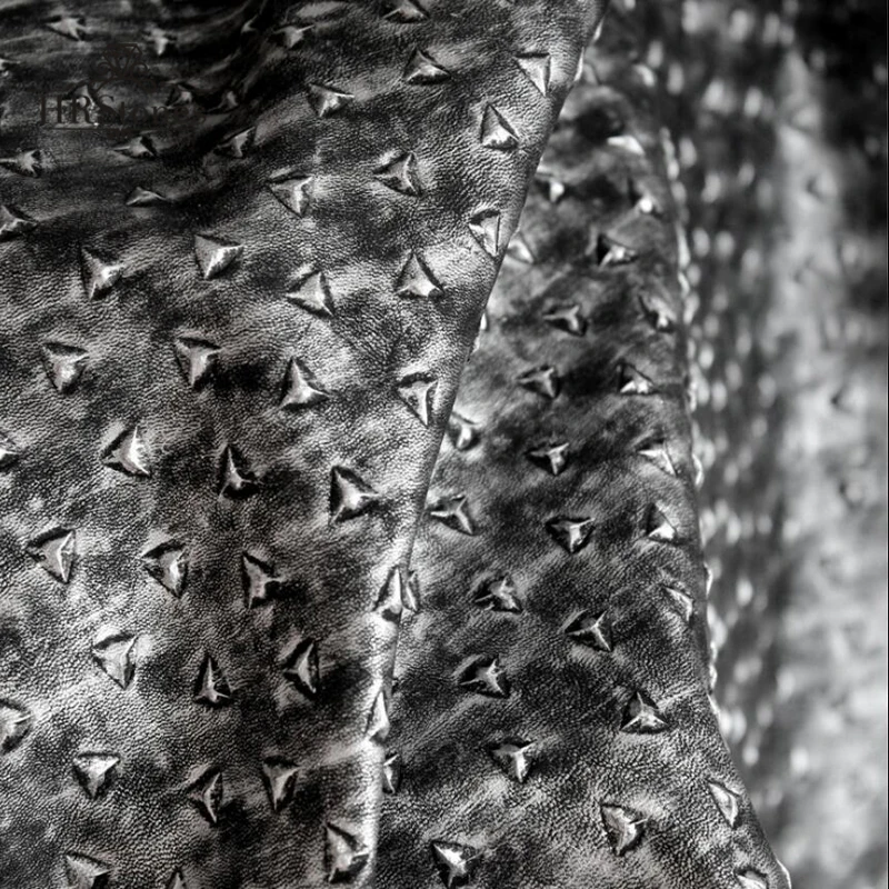 

Heavy Texture Locomotive Rivet Leather Burst Crack PU Leather Fabric Pleated Silver Black Jacket Clothing Fabric