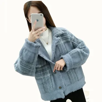 

Women Plaid Sweater Jacket Single Breasted Pocket Loose sweater 2019 Spring Autumn Warm Water velvet coat Women Sweater overcoat