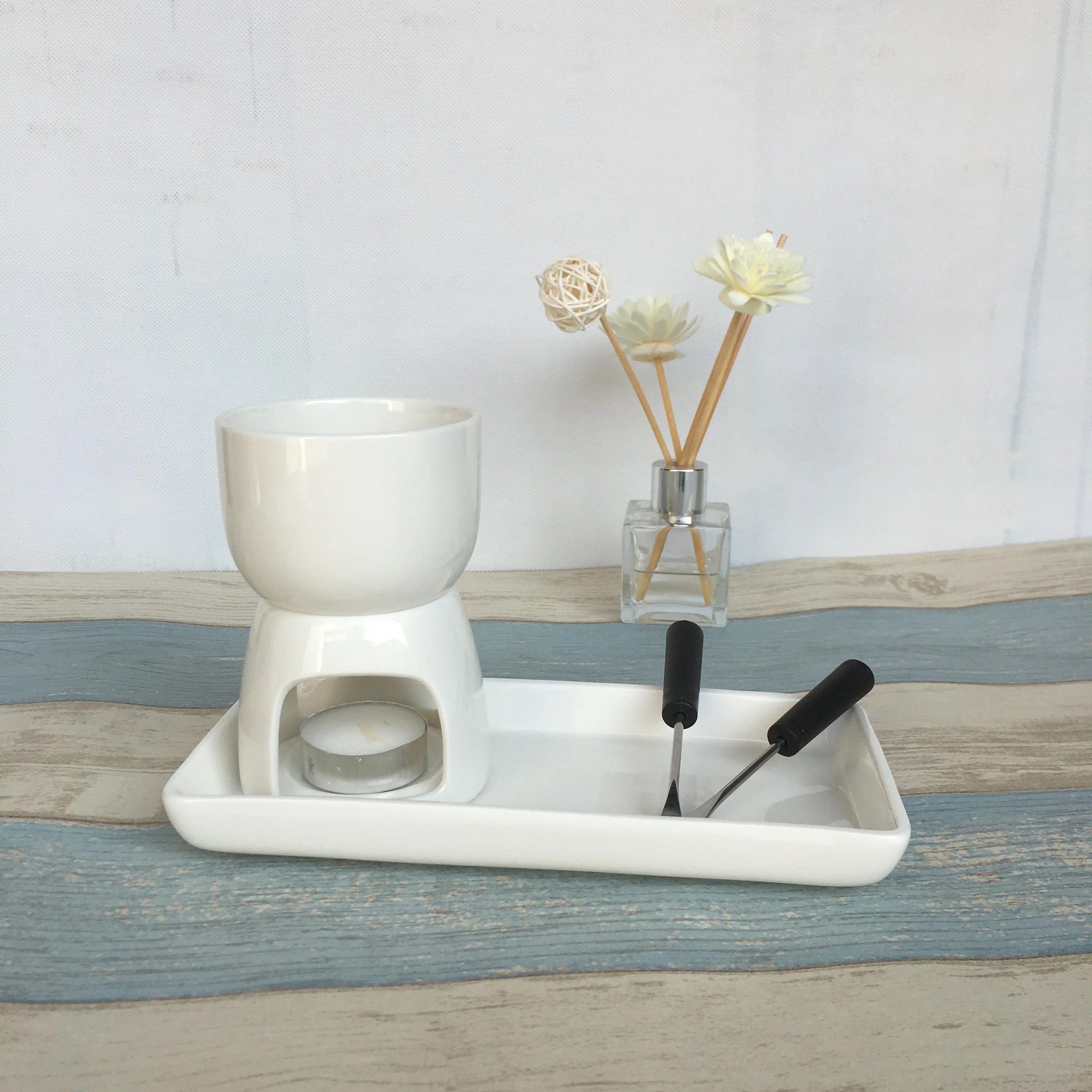 AZHF Fondue Set Multifunctional Mini Cheese Chocolate Fondue with 6 Stainless Steel Forks White Ceramic Chocolate Fondue Pot 22x17x16cm