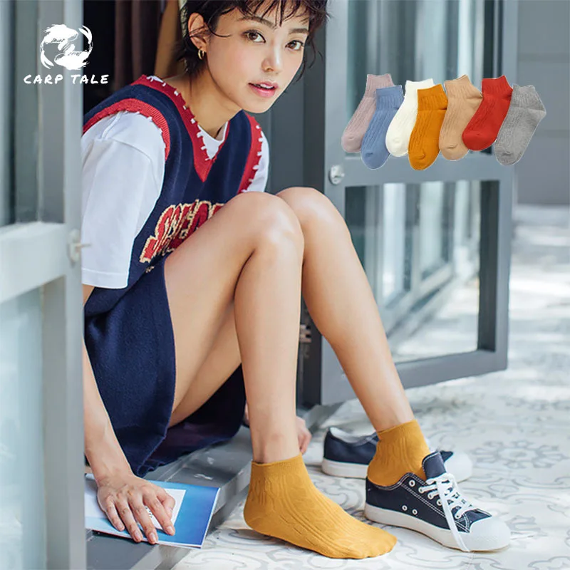 

CARP TALE new cute college style simple fashion women's socks ladies fashion skateboard socks comfortable women's socks