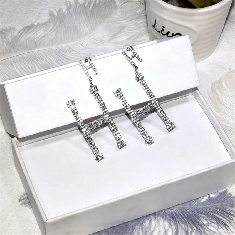 10527995961_1854786482