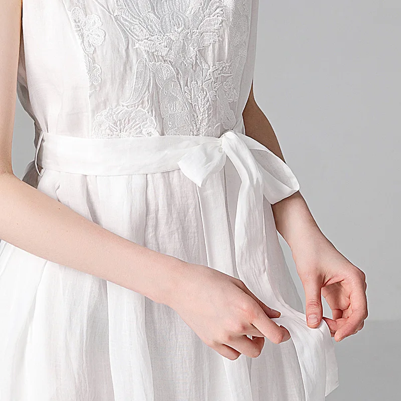 Zijden jurk zonnebloem 2019 vrouwen zomer jurken bohemian strand plus size maxi plus size lange sexy witte kant Geborduurde bloemen Zijden jurk zonnebloem 2019 vrouwen zomer jurken bohemian strand plus size maxi plus size lange sexy witte kant Geborduurde bloemen