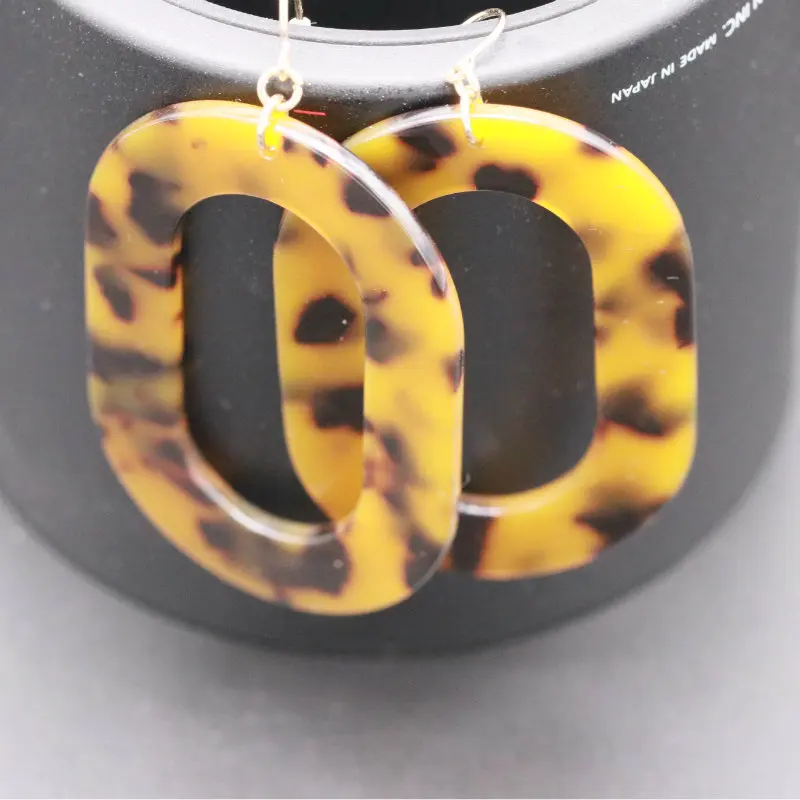 

2019 New Vintage Irregular Leopard Earrings Acrylic Resin Geometric Square Circle Oval Earrings for Women Girl Long Bling Studs