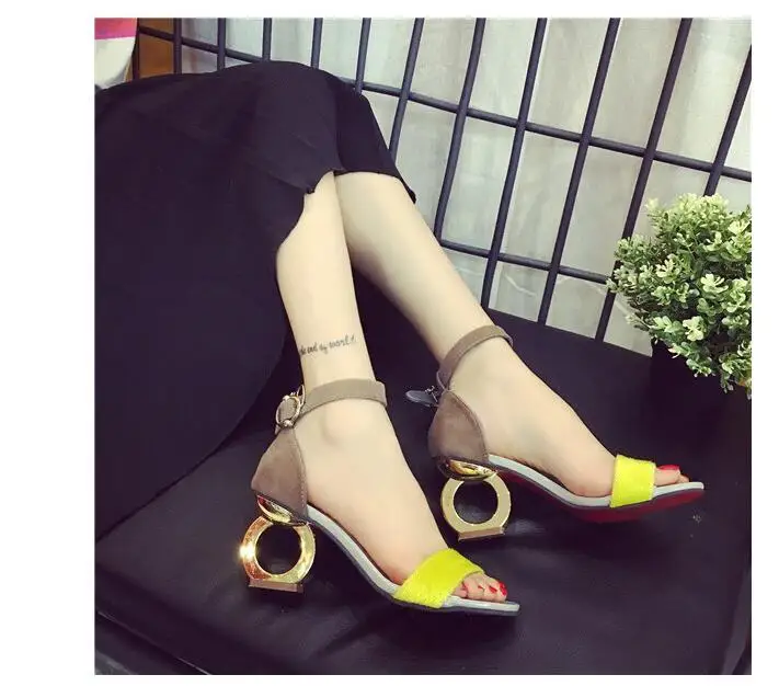 HTB11QT4qx1YBuNjy1zcq6zNcXXaB