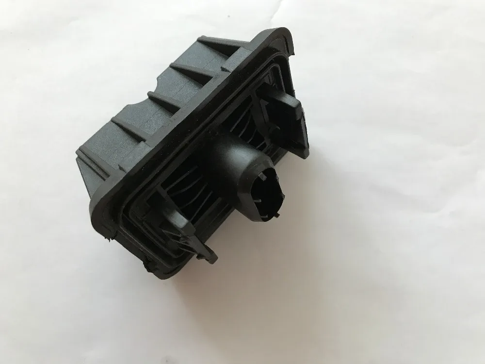 4PCS Jack Pad Under Car Support For BMW E82 E90 F10 F07 F02 E84 | Автомобили и мотоциклы