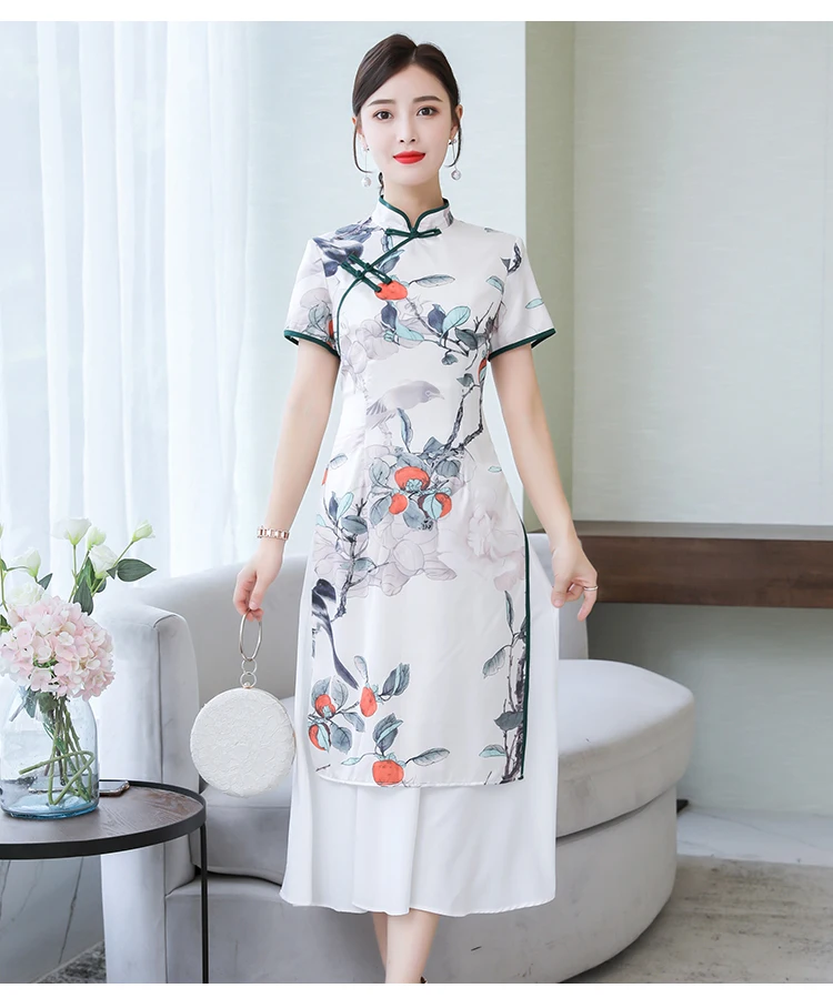 

Traditional white summer Qiapo Vietnam Ao Dai dresses for women
