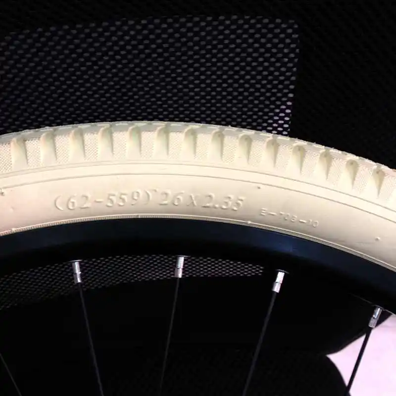 

high quality street performance 26 er 26*2.35 bmx bike tire