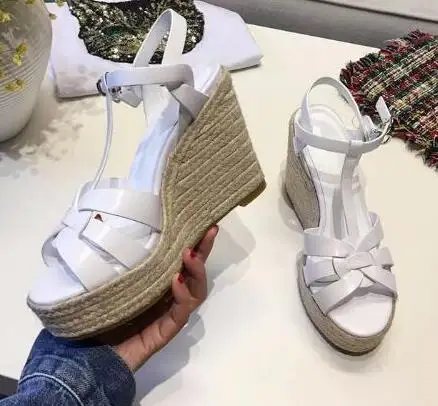 

Dipsloot 2019 Classical Style Women Open Toe High Platform Gladiator Sandals Ladies High Wedges Buckle Strap T-strap Sandals