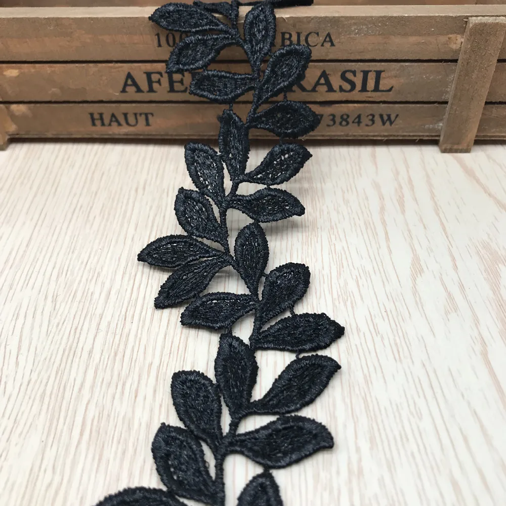 

2Yards/lot Black White Lace Ribbon Fabric 5.8cm Wide Leaves Embroidery Lace Trim DIY Crafts for Sewing Garment Accessories