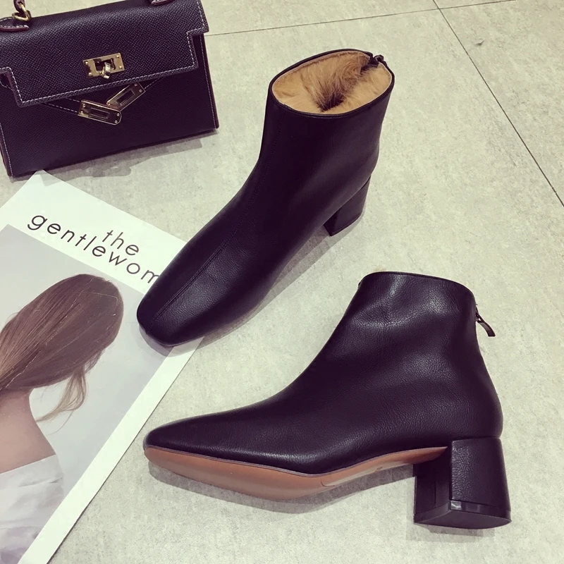 

2018 new winter boots Europe and the United States British fashion simple and wild square retro with high heels boots bare boots