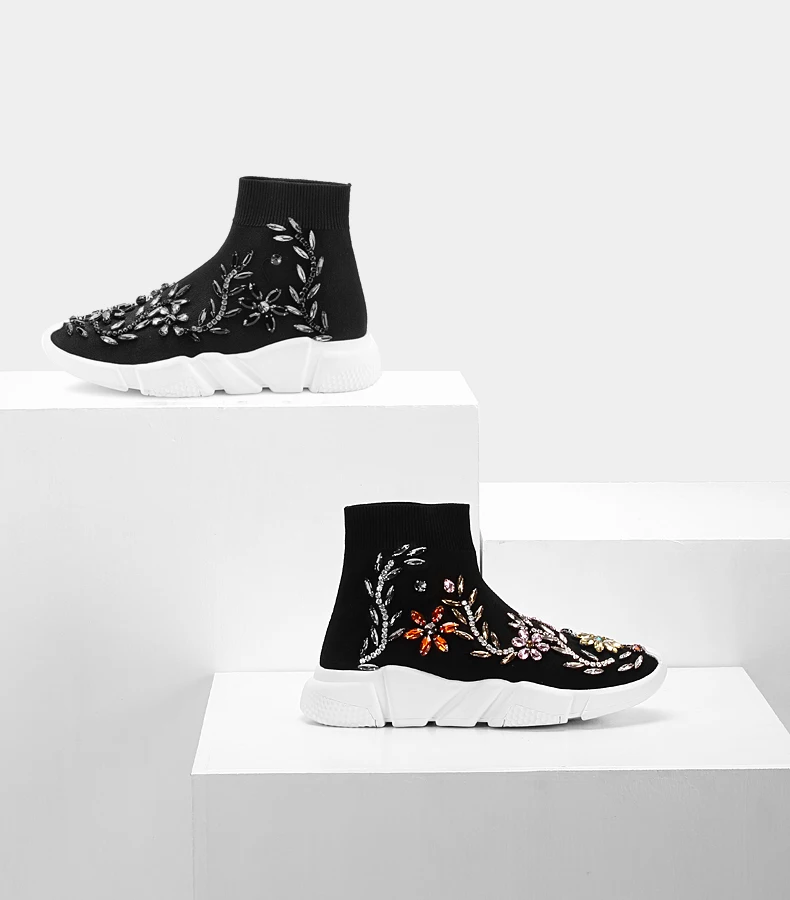 Ins Super Fire Autumn Women Wool Thick-soled Socks Short Boots Color Diamond High Help Stretch Sports Casual Shoes Sneakers WK93