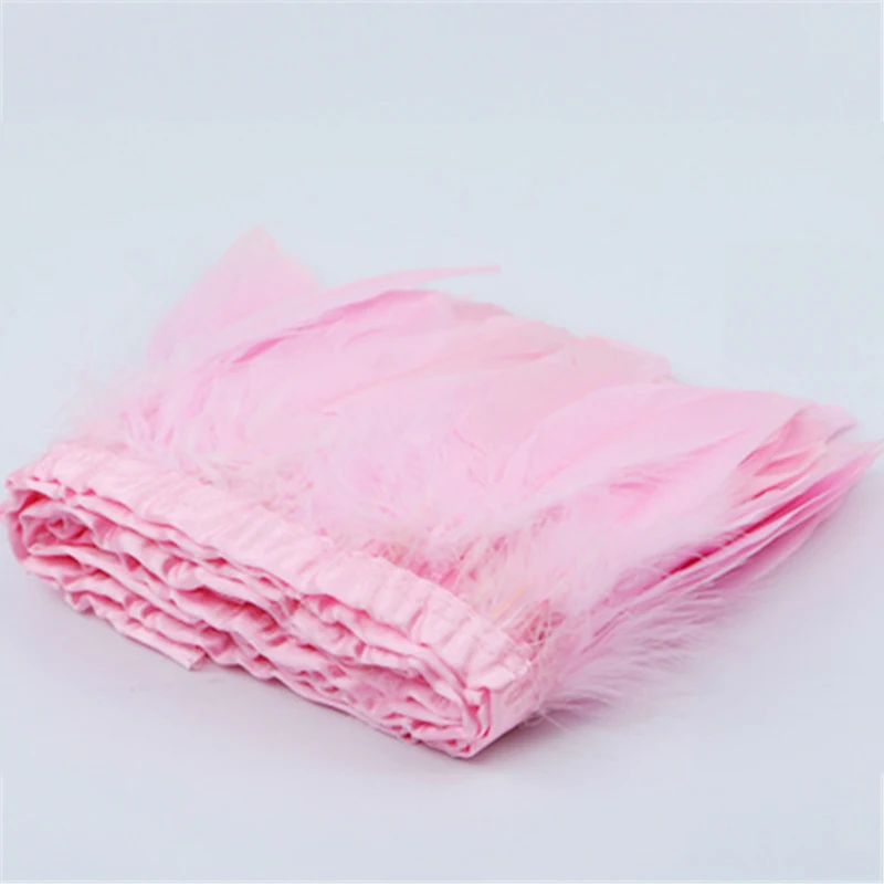 pink gosoe feather trim