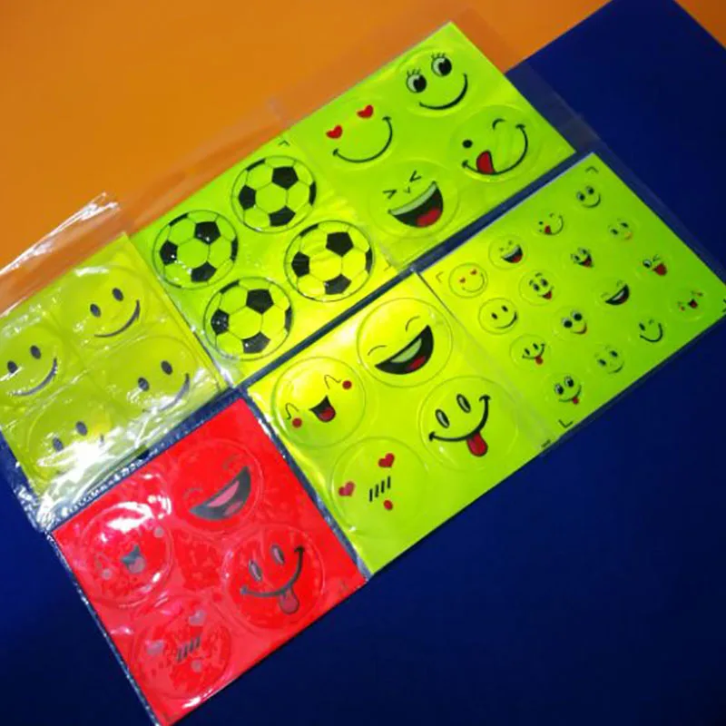 

Funny Reflective Bicycle Bike Sticker Smiling Face Pattern Safety Night Riding Decal Night Riding Sticker Decoration Accessories