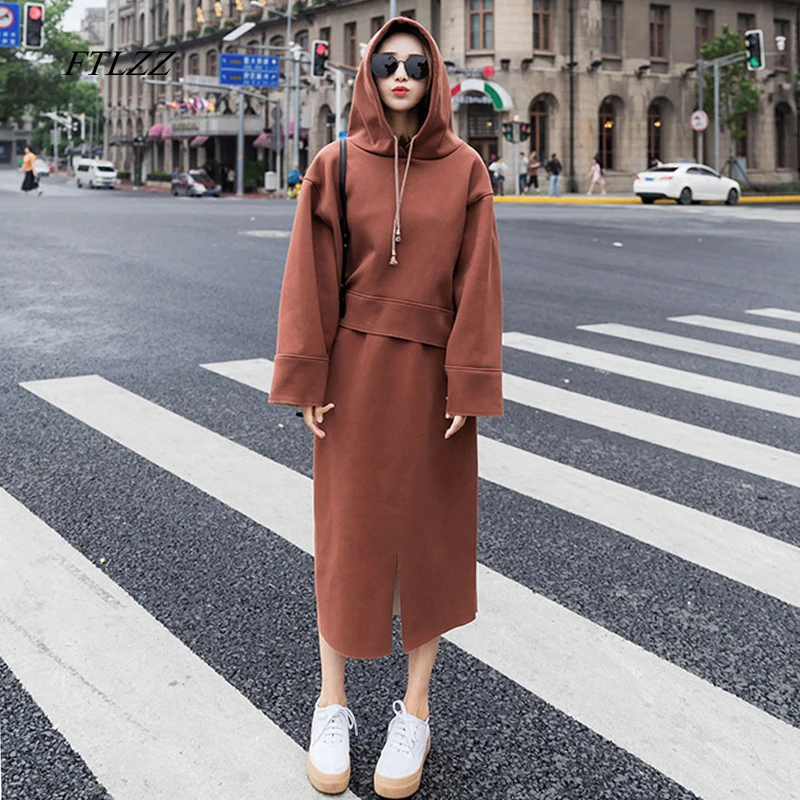 

FTLZZ Fashion Women Two Piece Set Autumn And Winter Skirt Two-Piece Skirt Long Sleeved Colour collision Loose-fitting cap skirt