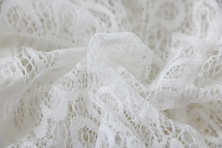 4444444546_465169024