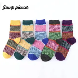Перейти Pioneer для женщин носки для девочек Шерсть красочные ретро теплые носки для зимы Harajuku стиль пушистые кашемир повседневное кролик