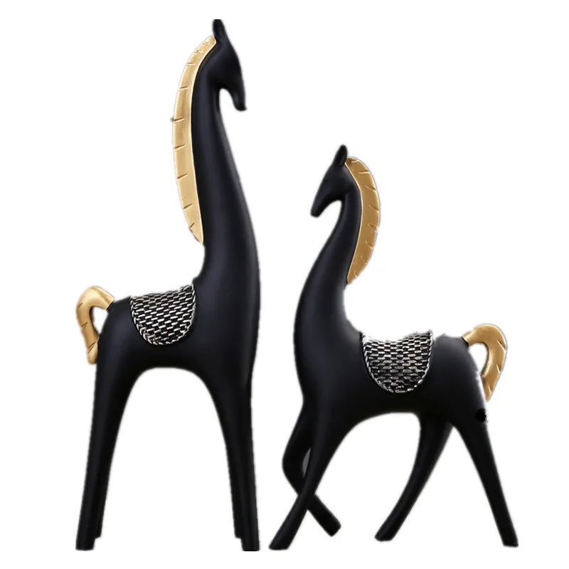 

Creative Black Couple Horse Figurines Resin Horse Statues Sculpture Living Room TV Cabinet Soft Furnishing Desktop Crafts Gifts