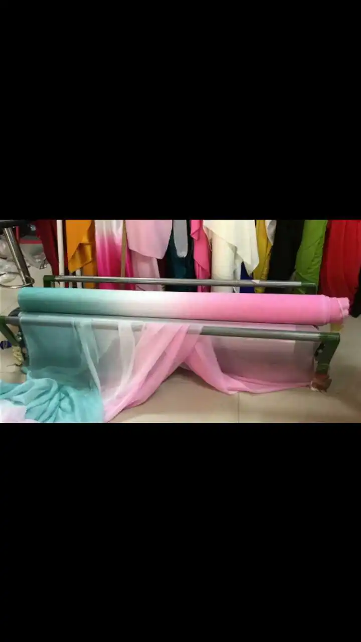

Green Gradient White Powder Color Gradient 30 D Chiffon Fabric