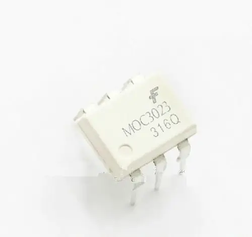 

5 CS MOC3023 оптрон TRIAC-OUT 6-DIP новый