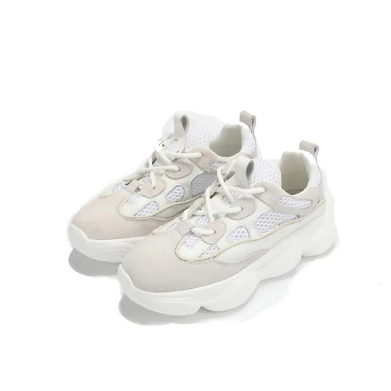 blanc Femmes Plate Sauvage 2018 Classique Blanc Cuir forme Rétro En Beige Printemps Modèles Nouveau Célibataires Été Des Chaussures Petit Occasionnels Chauds nxxvYRB