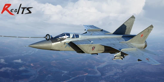 

Пластиковая модель Trumpeter 01680 в масштабе 1/72, модель российского стандарта/BM Foxhound Fighter