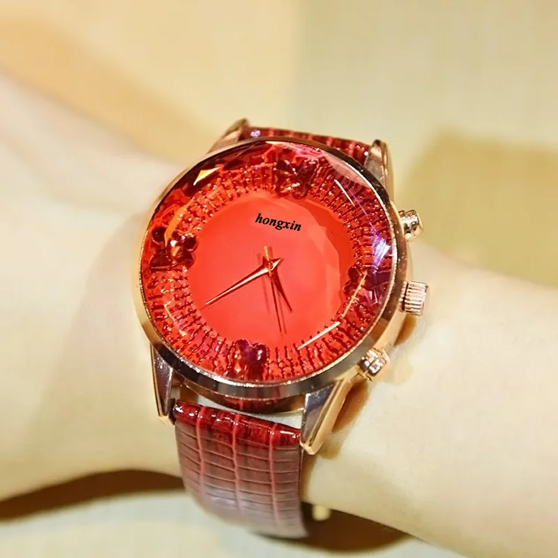 

Crystal Dial Five Colors Women's Watch Korean Edition Quartz Student Fashion Butterfly Wrist Watch Zegarek damski Reloj de dama