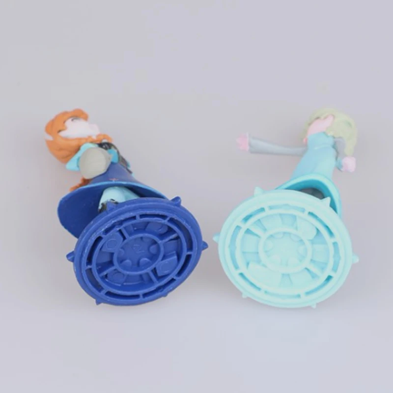 Disney 2pcs/set Anime Figures Frozen Queen Elsa Princess Anna 9cm PVC Action Figures Kids Toys Dolls Model New Classic Toy Gift Disney 2pcs/set Anime Figures Frozen Queen Elsa Princess Anna 9cm PVC Action Figures Kids Toys Dolls Model New Classic Toy Gift