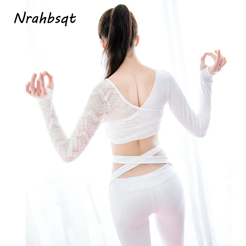 

NRAHBSQT Breathable Solid Color Lace Yoga Sets Women Gym Clothes Gathering Cup Type Shockproof Tight Top Two Piece Leggings Set