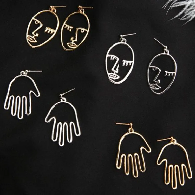 

Girls Multiple Choice Earrings Retro Metal Alloy Fashion Abstract Hollow Out Dangle Earrings New earring Face 2019 New Hot