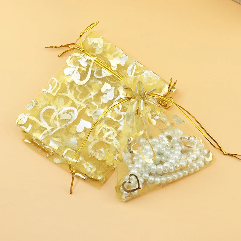 100 шт 7x9 см Tull Drawable Organza Сумки Сердце золотой цвет Свадьба Рождество мешок для