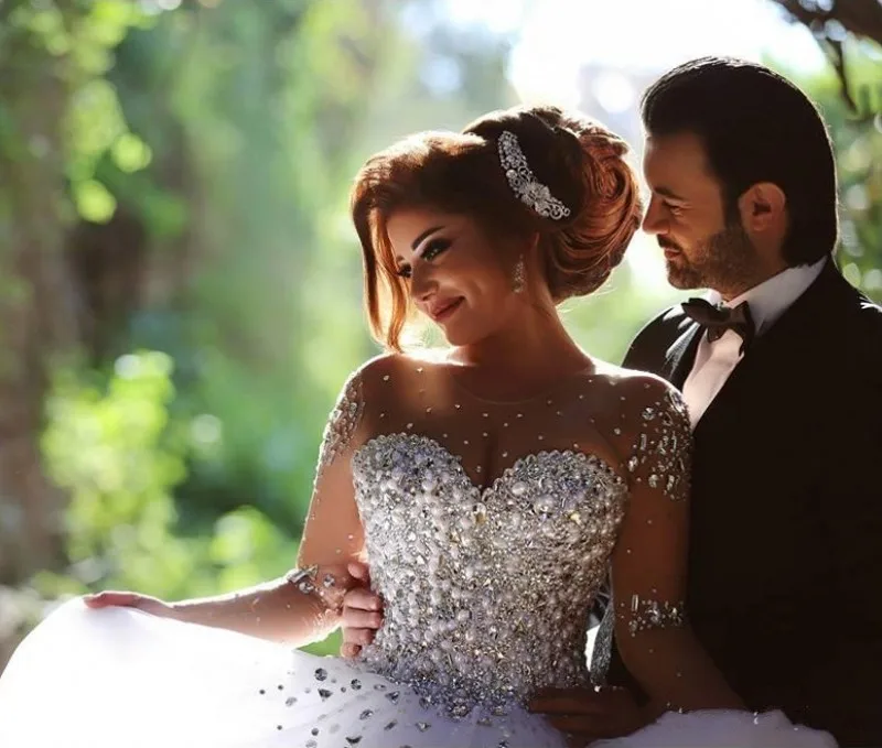 

vestidos de novia 2019 Elegant Pearls Sequins Long Dresses for Wedding Sheer Custom Made Train Bridal Gowns Robe De Mariage