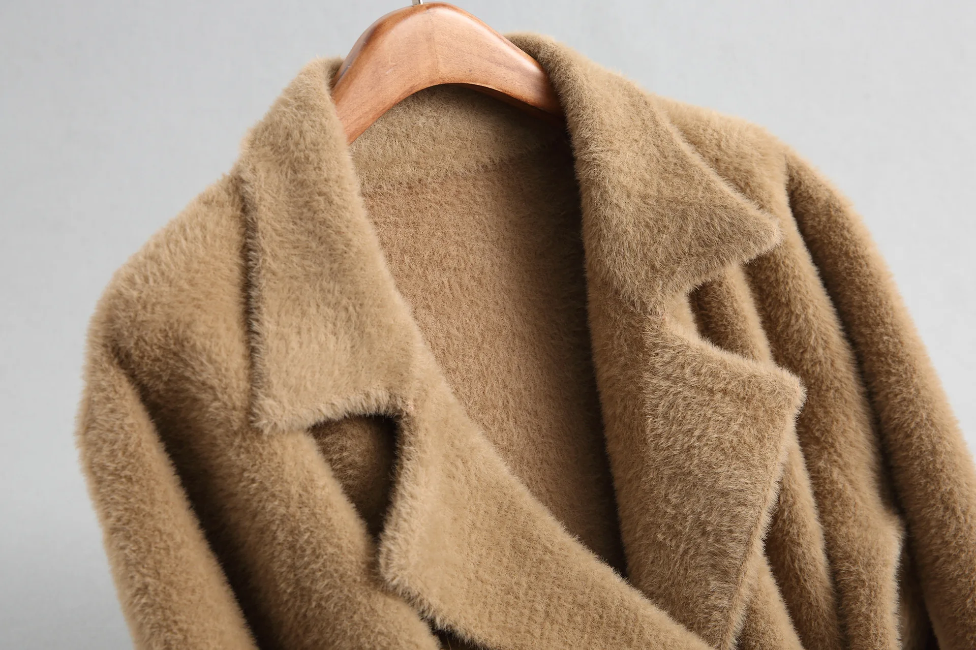 INNASOFAN пальто женское осень-зима алмазно-бархатное пальто Евро-американская мода теплое вязаное пальто с карманами в отложном воротнике