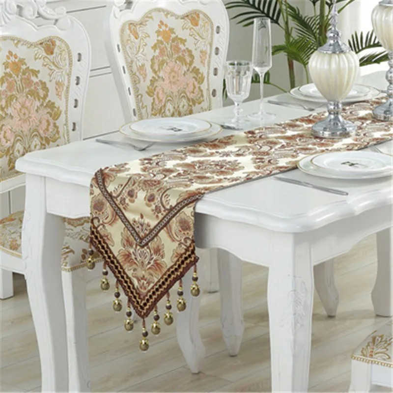 SBB High-end luxury European style American dining Tea table table runner modern simplicity beads decorate four color table flag SBB High-end luxury European style American dining Tea table table runner modern simplicity beads decorate four color table flag