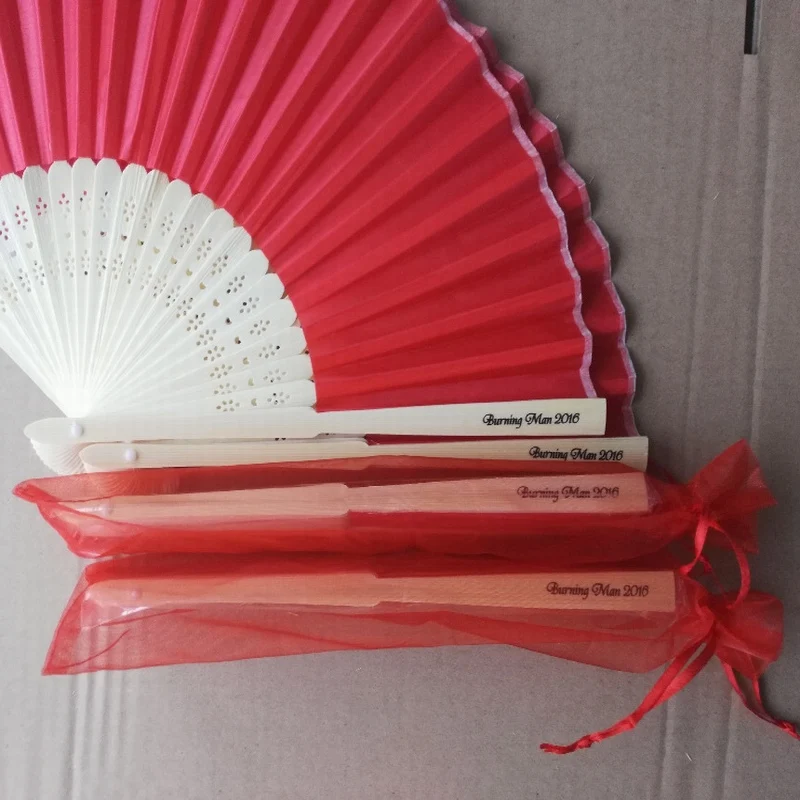 DHL-100-stks-partij-gepersonaliseerde-zijde-ventilator-zijde-bruiloft-fan-met-organza-zak-verpakking (2)