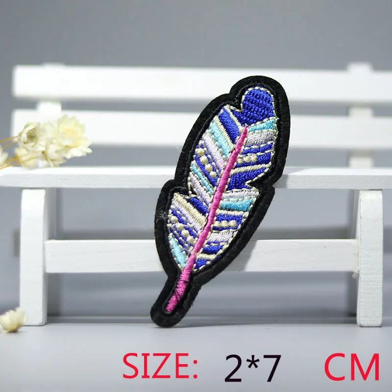 2017 1PC colorful eather Iron On Embroidered Patch For Cloth Cartoon Badge Garment Appliques Accessory | Дом и сад