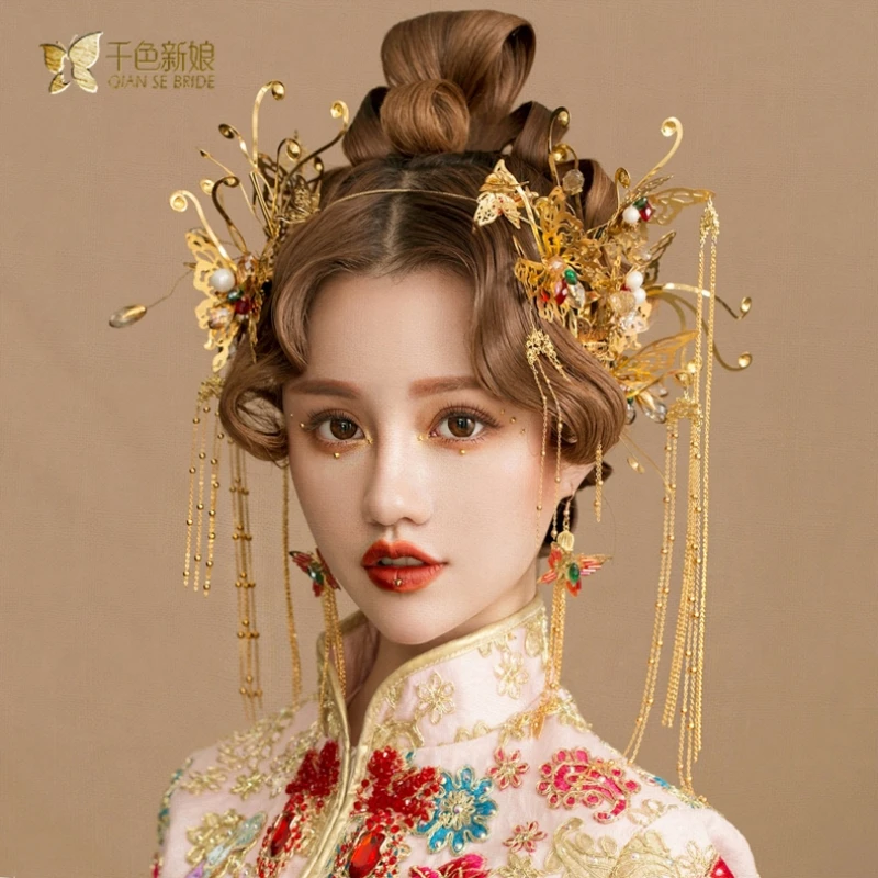 китайская женская прическа. китайская тиара. прическа в китайском стиле. прически китаянок. тиара ханьфу.