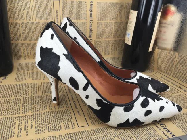 

Tall Women Shoes Dairy cow color horse hair Ladies Black and white shoes High heel Pump Girls Pointed toe Fashion Women's pumps