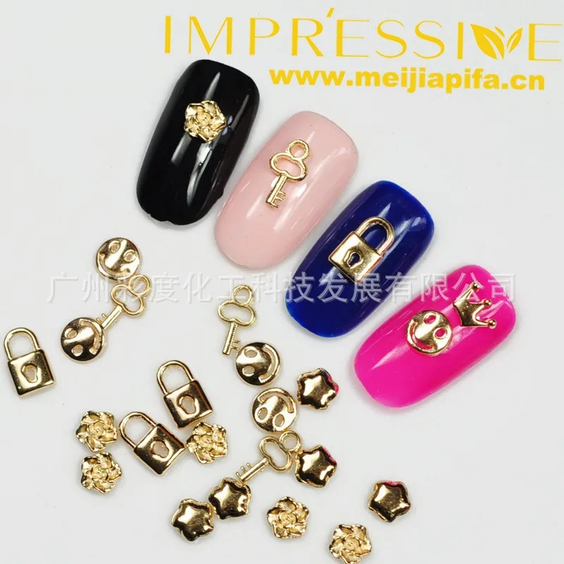 nail stud-10