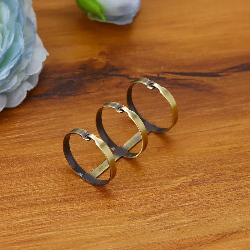 2Pcs Creative Metal Loose Leaf Book Binder Hinged Rings Scrapbook Clips Craft Photo Album Flat Ring Binder Desk Calendar Circle