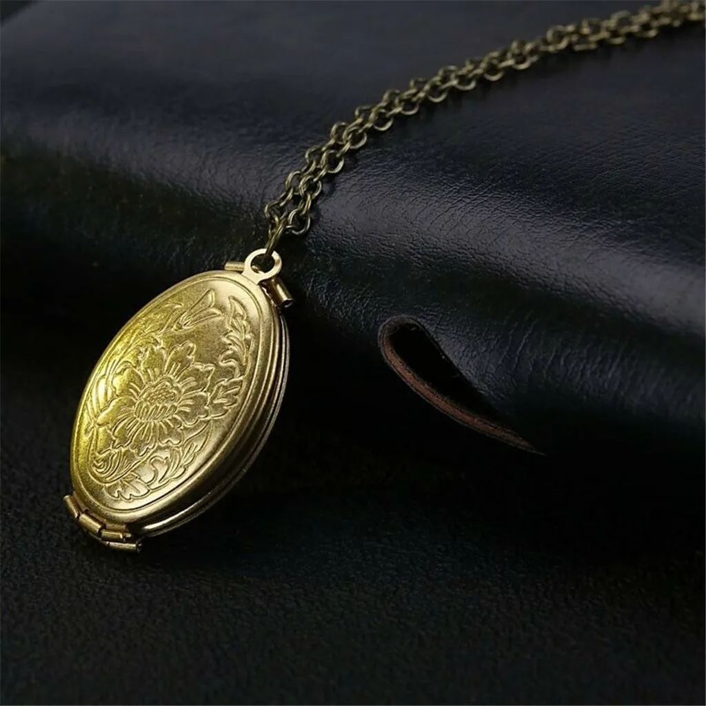 

Expanding Photo Locket Necklace Pendant Choker Angel Wings Gift Jewelry Decoration Necklace Exquisite Ornaments Torque Pendant