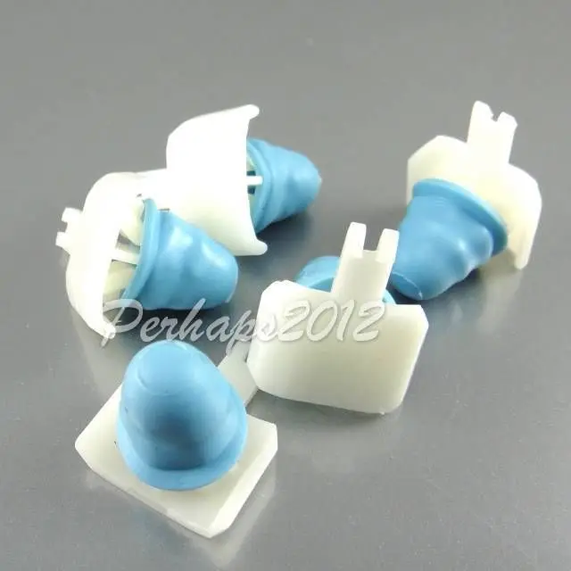 100 Moulding Clip Retainer White Nylon W// Rubber Grommet For VW Passat 1998-2005