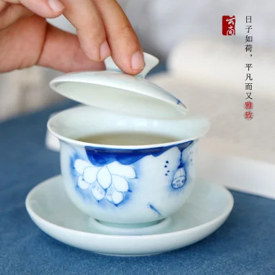 

Hand Painted Lotus Ceramic Tea Tureen Kung Fu Green Tea Oolong Teaware Chinaware Chinese Tea Ceremony Accessories