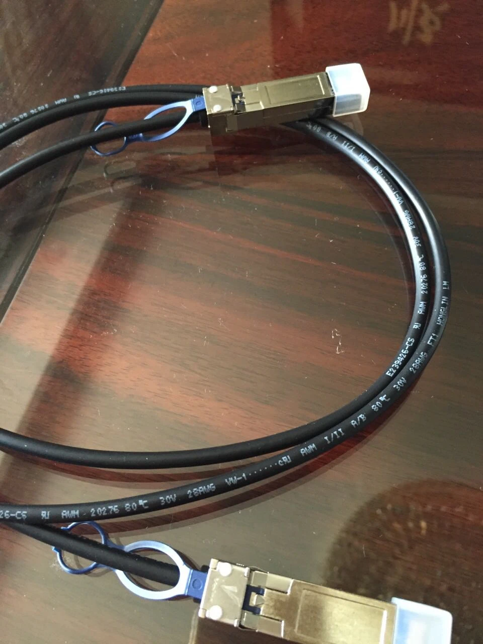 Volex 04050097 для huawei SFP Пассивный кабель 1,5 M и 2 M VAHS-28-0029